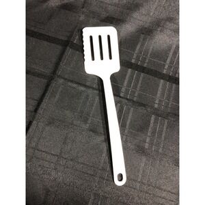 Vintage Ultratemp White Spatula Serrated Edge 2101-1 - Preowned